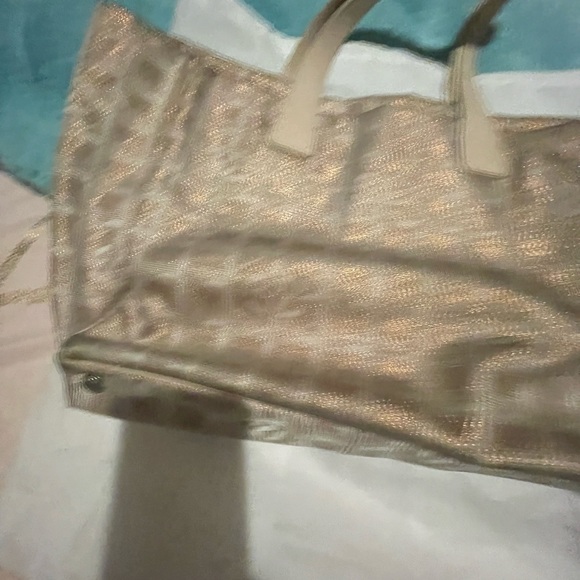 Gorgeous pink and gold color CHANEL TOTE.. COMES WITH DUST BAG. CODE POSTED - Picture 4 of 14